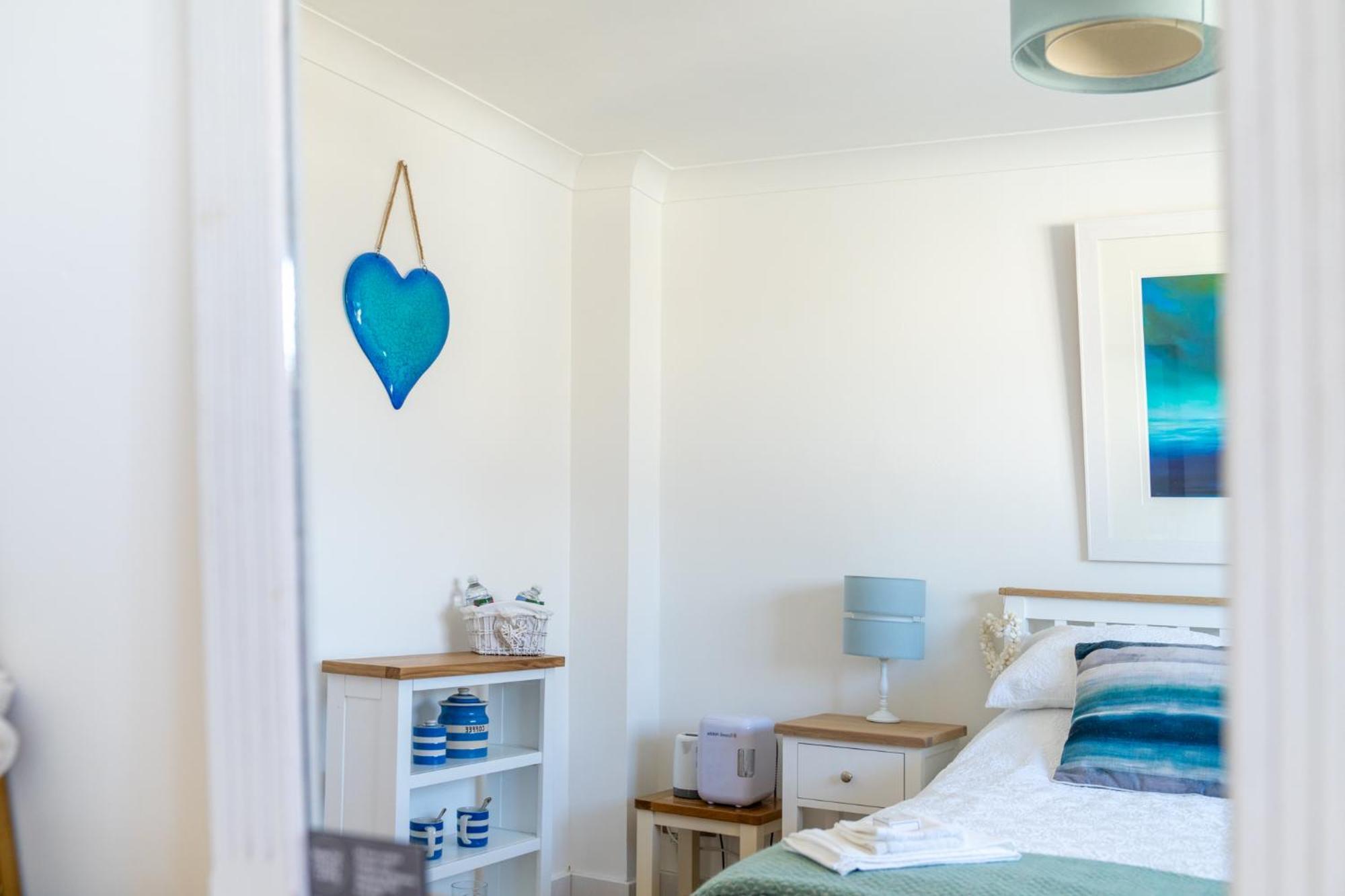 Trethvor House Ensuite Double Room With Free Parking In Quiet Residential Area Padstow Exterior foto