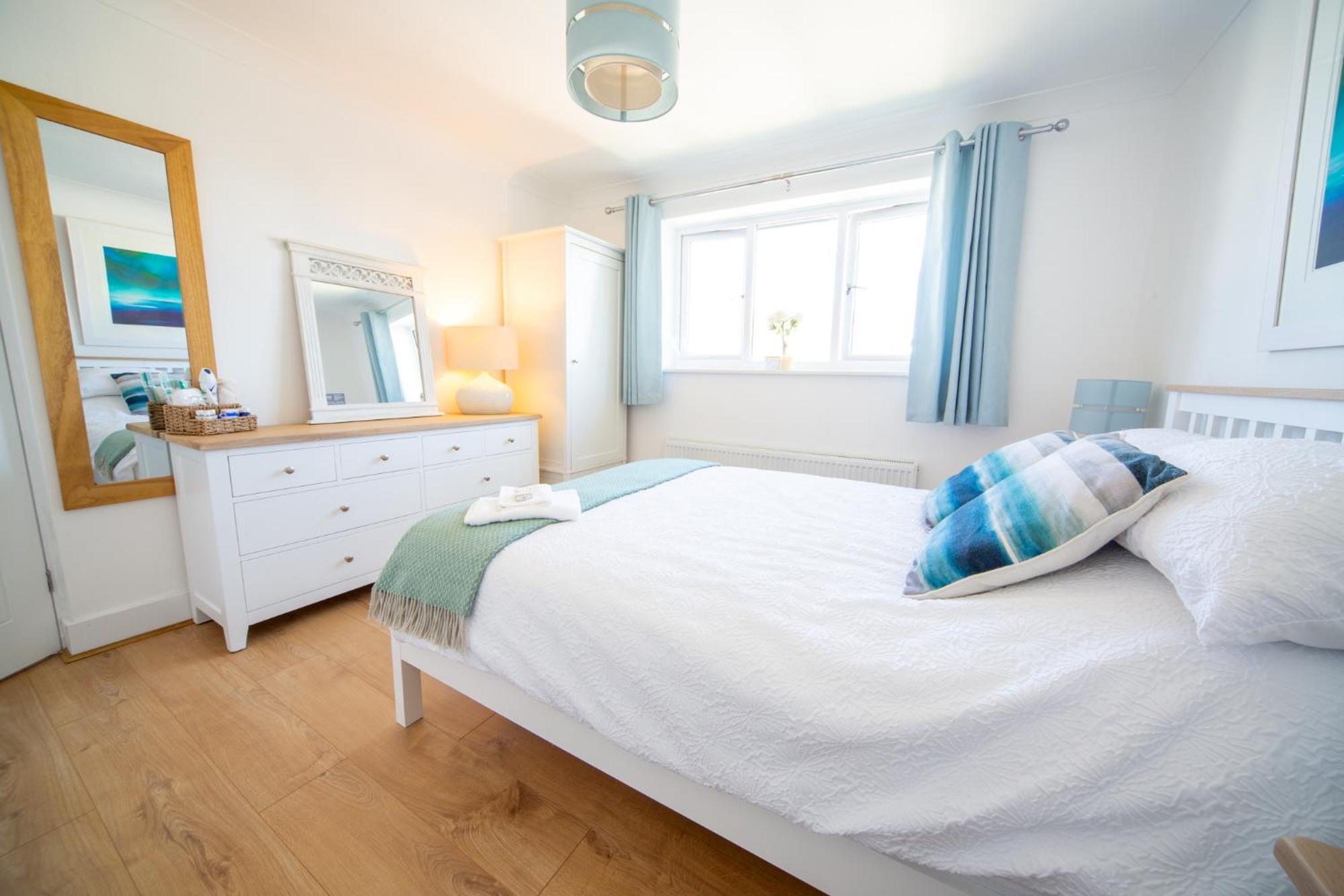 Trethvor House Ensuite Double Room With Free Parking In Quiet Residential Area Padstow Exterior foto